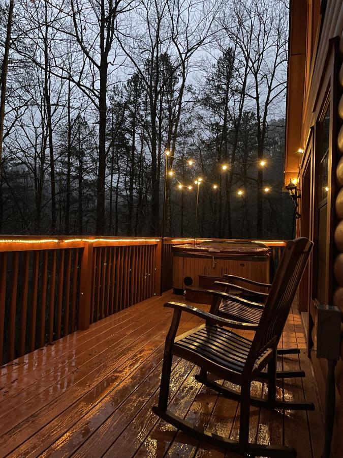 Great Smoky Mountains Cabin!, Secluded, Pet-Kid Friendly! Sevierville Bagian luar foto