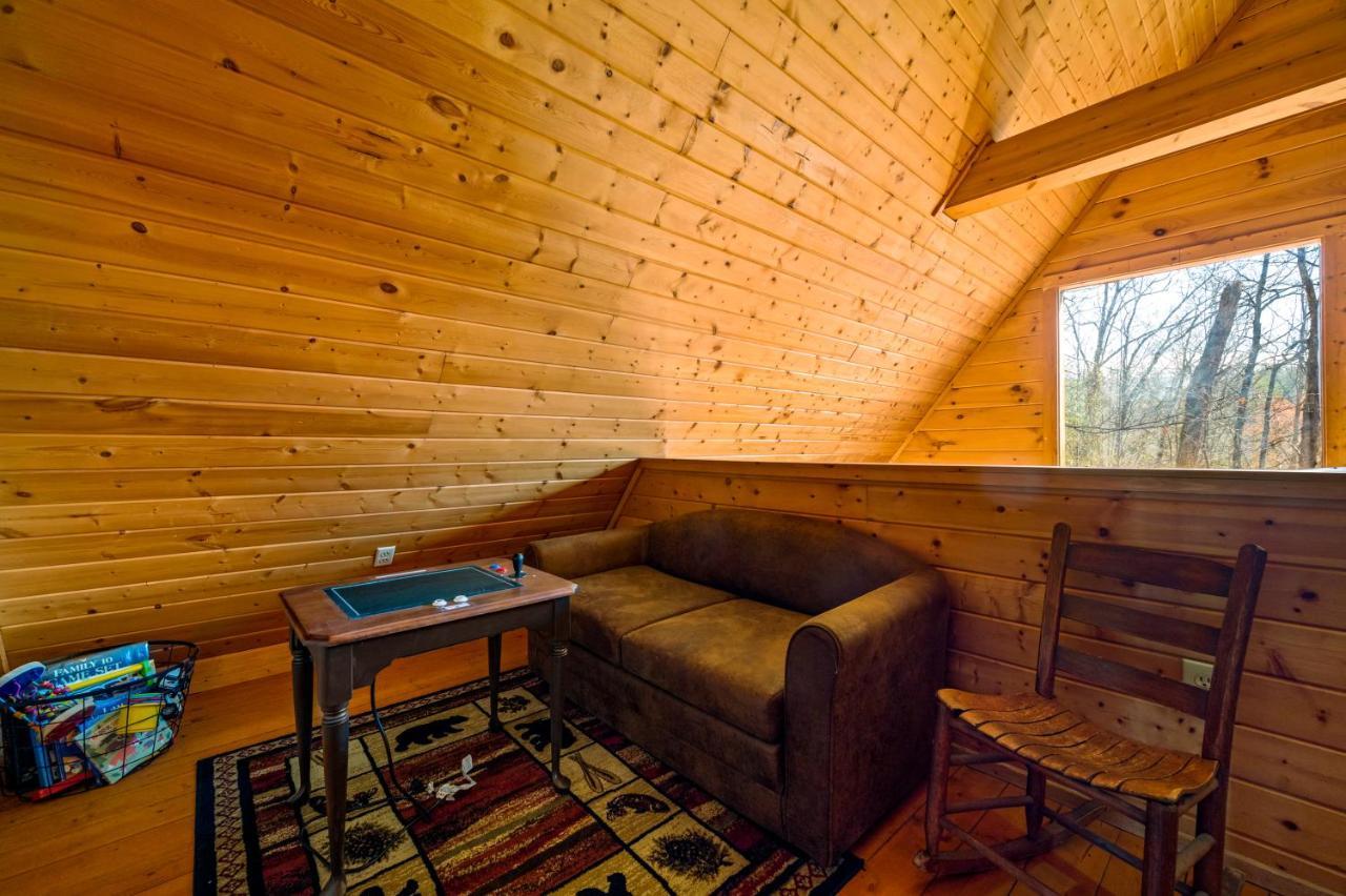 Great Smoky Mountains Cabin!, Secluded, Pet-Kid Friendly! Sevierville Bagian luar foto