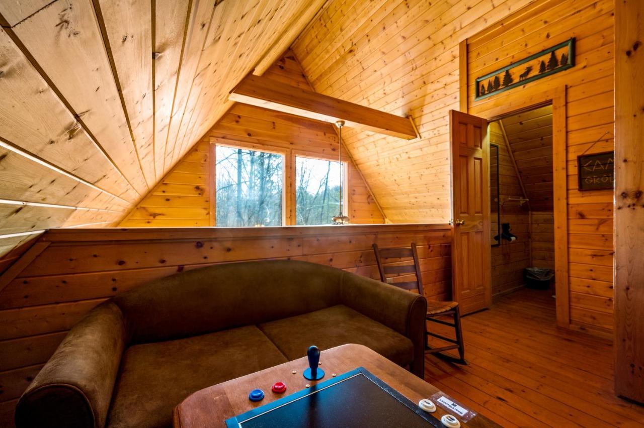 Great Smoky Mountains Cabin!, Secluded, Pet-Kid Friendly! Sevierville Bagian luar foto